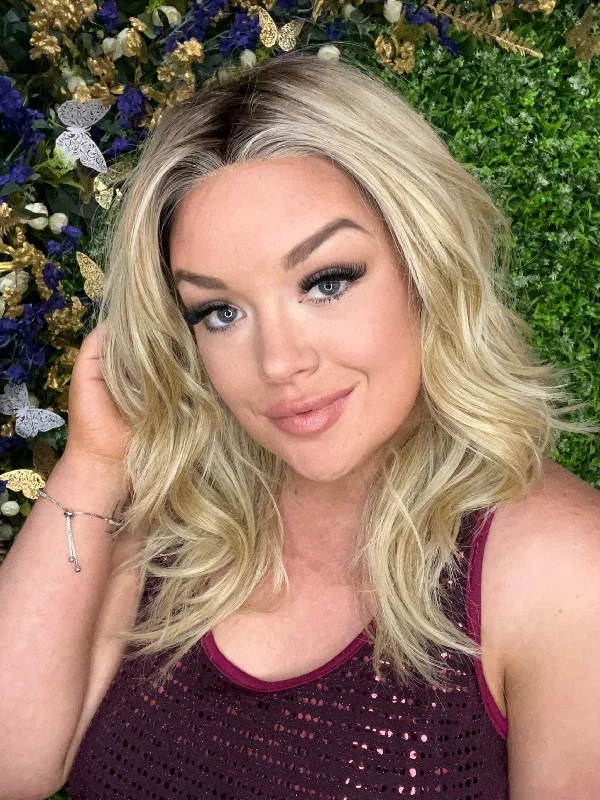 Medium - length wig with a pre - plucked hairline for a more natural lookTamara Toasted Blondie HS Standard Luxury Wig CA1 W5335 Medium - length wig with a pre - plucked hairline for a more natural lookTamara Toasted Blondie HS Standard Luxury Wig CA1 W5335
